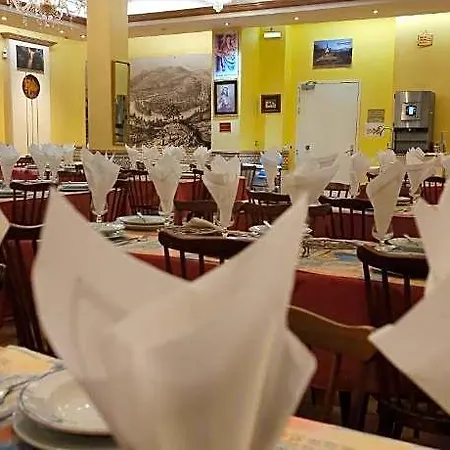Coerona Hotell